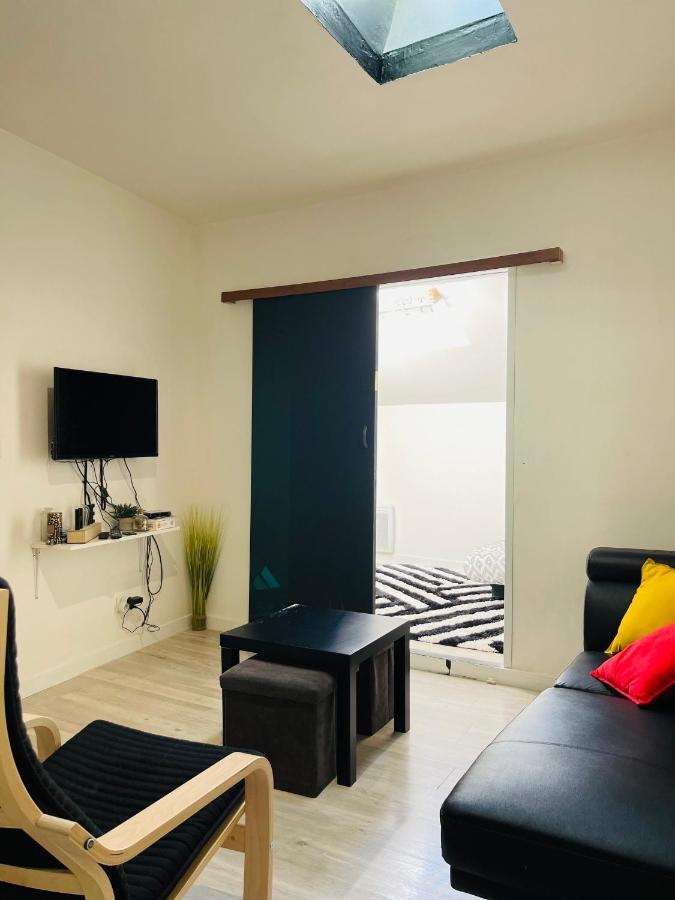 Petit Appartement T2 A 5 Min De La Gare Bordéus Exterior foto